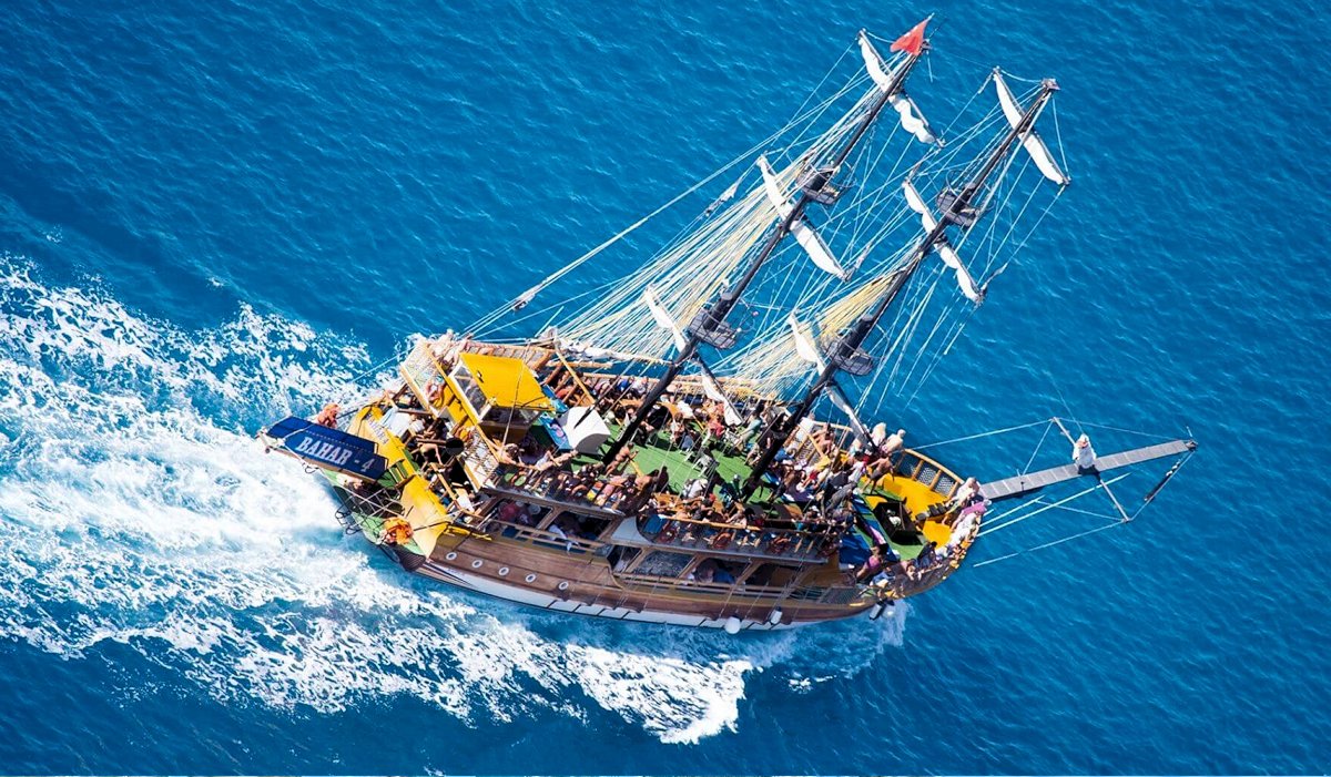 Korsan Tekne Turu - 2